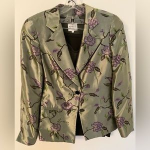 ARMANI Collezioni green suit size 10 in top and skirt
